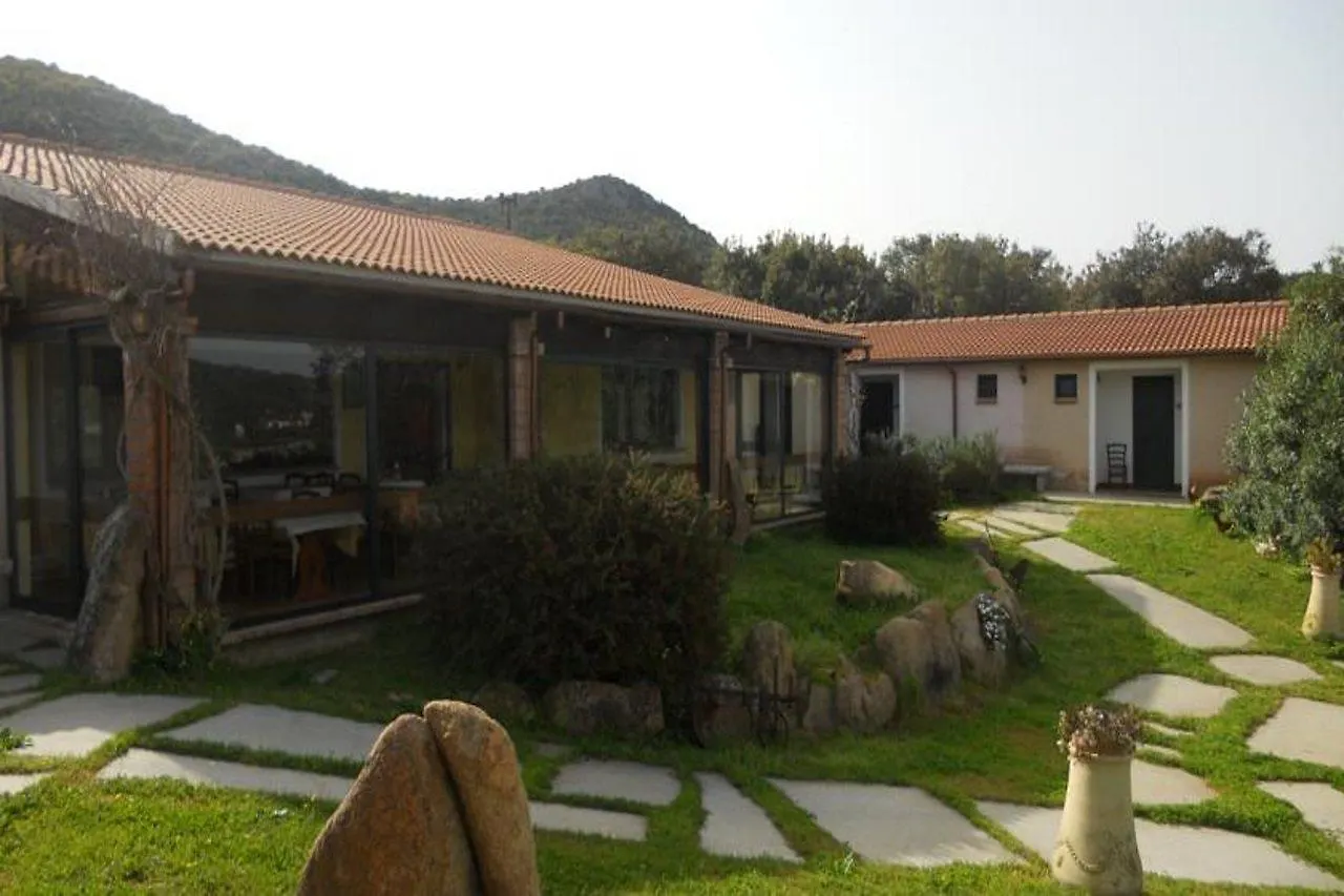 Borgo Di Campagna Hotel Porto San Paolo
