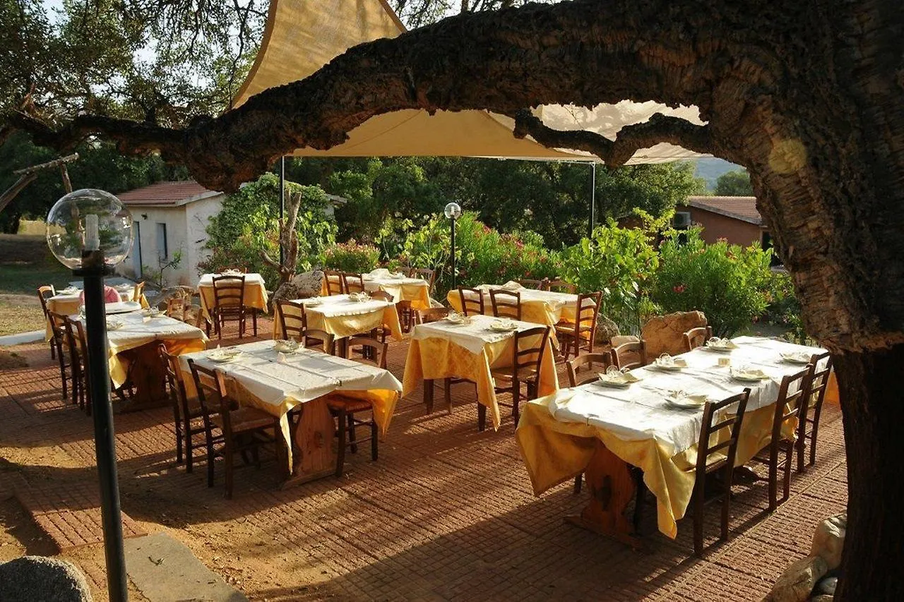 Borgo Di Campagna Hotel Porto San Paolo 3*,